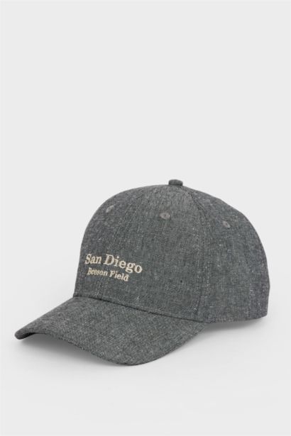 Man Linen Blended Embroidered Hat