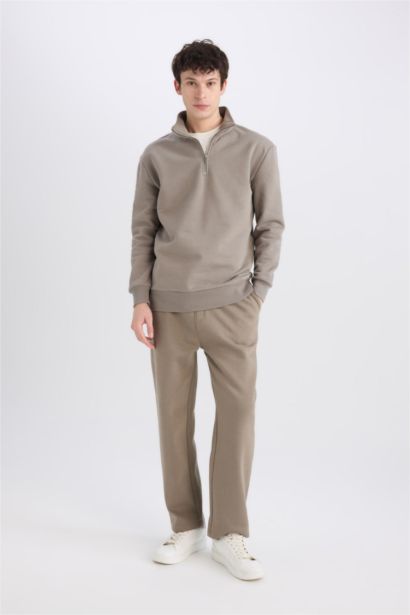 Regular Fit Straight Leg Basic Sweatpants