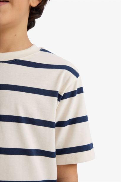 تيشيرت مخطط ولادي نص ردن قصة عادية بياخة مستديرة