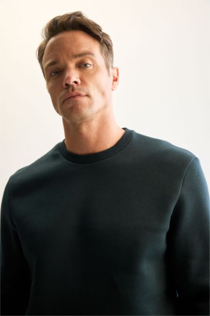 3 İplik Pamuklu Şardonlu İçi Polarlı Regular Fit Bisiklet Yaka Kalın Sweatshirt