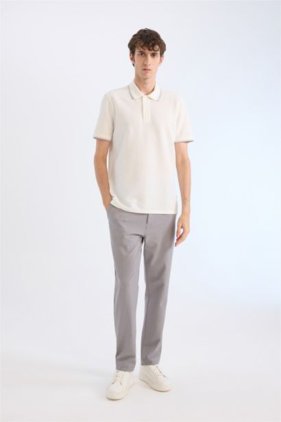 تيشيرت بولو نص كم وافل أبيض قصة عادية