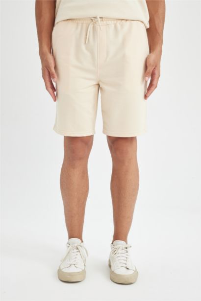 شورت قصة عادية