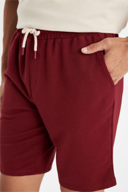 شورت قصة عادية