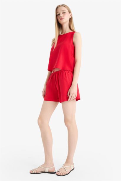 شورت قصة عادية بخصر عادي من مزيج الكتان