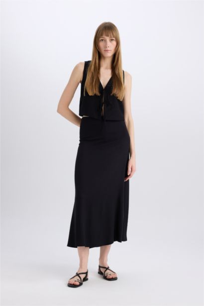 A Cut Normal Waist Maxi Skirt