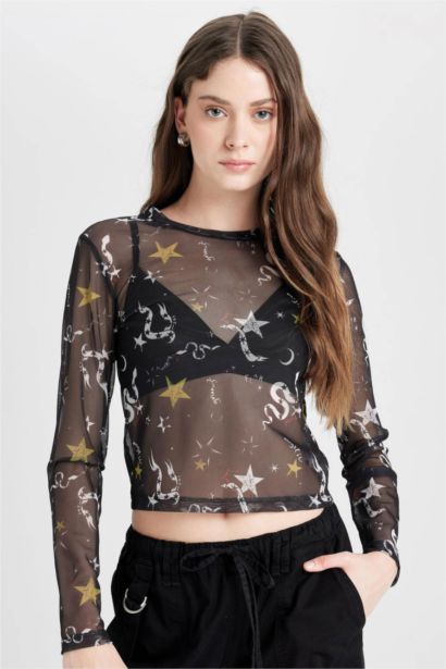 تيشيرت اسود نص ردن تول سليم فيت