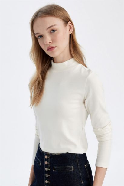 Fitted White Body Fitting Half Turtleneck Modal Basic T-Shirt