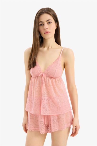 Regular Fit Lace Knitted Tops