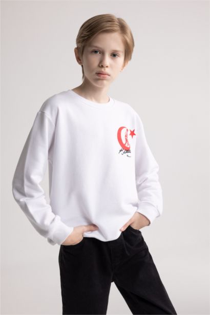 Beyaz Bisiklet Yaka Atatürk Baskılı Nakışlı Sweatshirt Erkek Çocuk