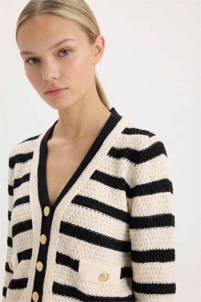 Кардиган стандартного кроя с V-образным вырезом в полоску