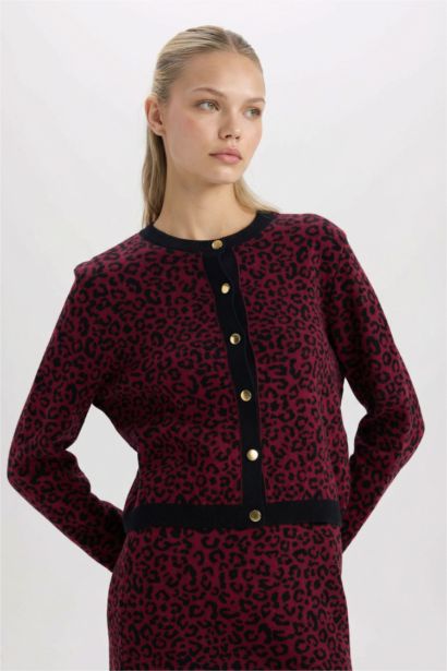 Regular Fit Crew Neck Buttoned Knitwear Leopard Cardigan