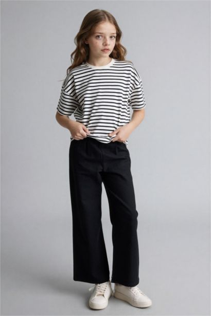 تيشيرت مخطط بناتي نص كم قصة مريحة برقبة مستديرة