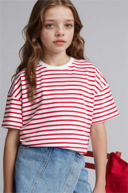 Girl Relax Fit Crew Neck Striped T-Shirt