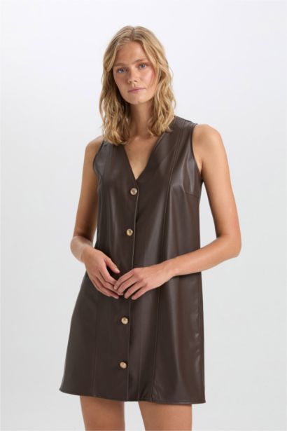 فستان نص كم قصير جلد صناعي بدون كم برقبة V