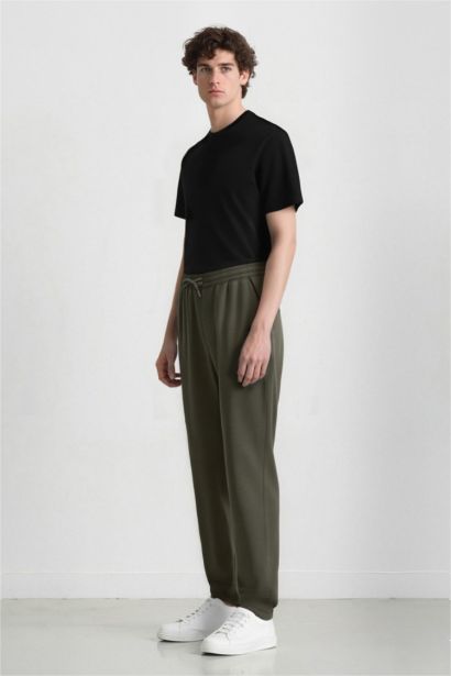 Waist Tied Pocketed Straight Leg Jogger Pants