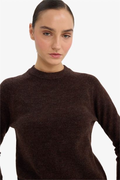 Свитер Regular Fit с круглым вырезом