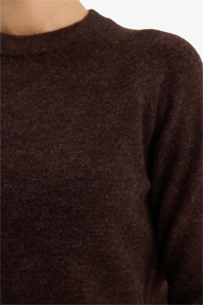 Свитер Regular Fit с круглым вырезом