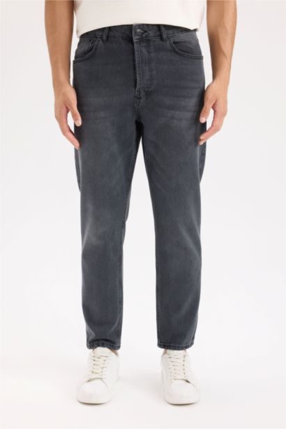 90’S Slim Fit Trousers
