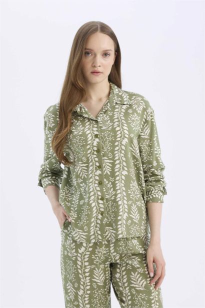 قميص ردن طويل قصة عادية