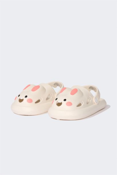 صندل بكعب مسطح