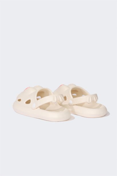 صندل بكعب مسطح