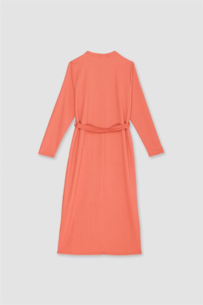 فستان قصة عادية بياخة مستديرة