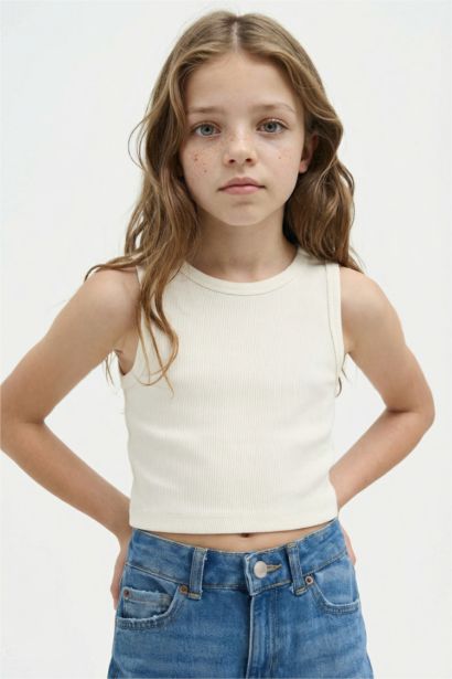 كروب توب بناتي سادة بياخة مستديرة