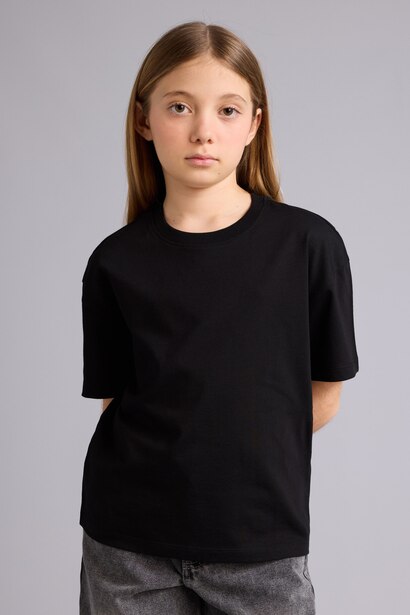 Girl Relax Fit Crew Neck Short Sleeve T-Shirt