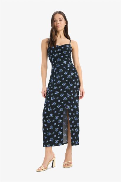 Robe fleurie mi-longue moulante avec bretelles