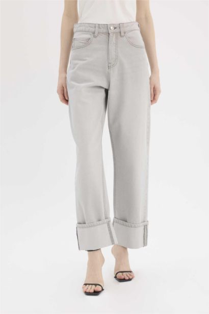 Брюки джинсовые с высокой талией и отворотами, расслабленного кроя