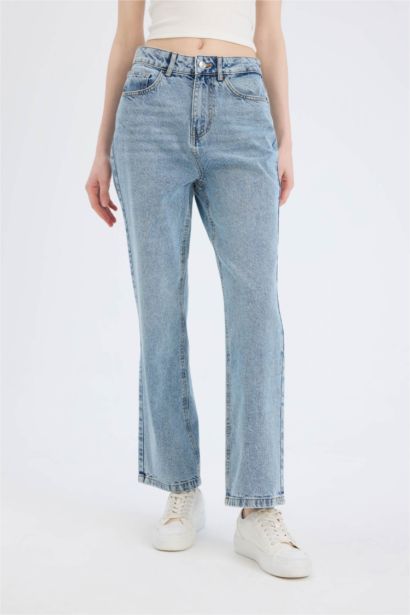 Straight Fit High Waist Ankle Length Jeans