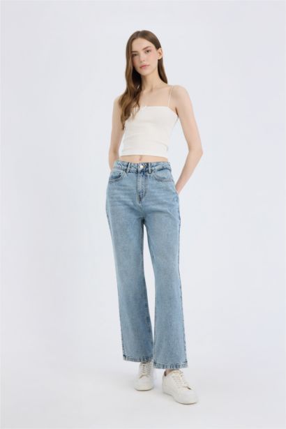 Straight Fit High Waist Ankle Length Jeans
