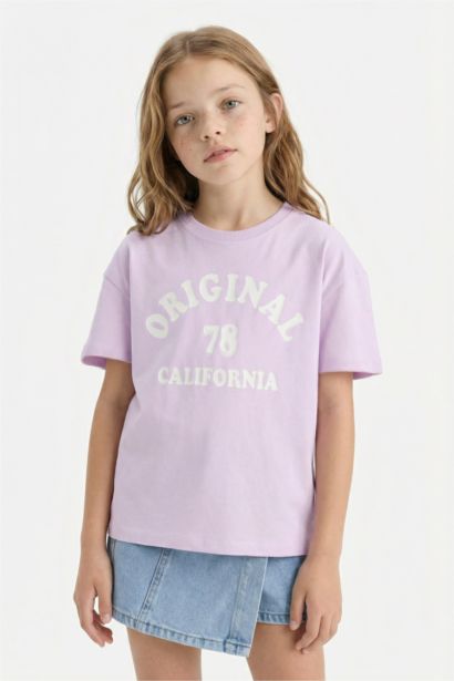 تيشيرت بناتي نص ردن قصة مريحة بطبعة أنيمة - قطعتين