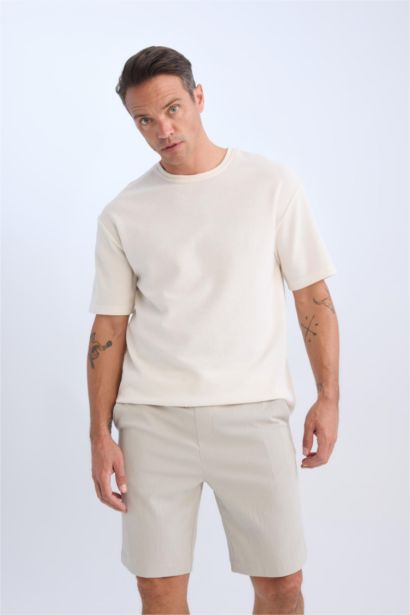 Regular Fit Tied Waist Textured Bermuda Shorts