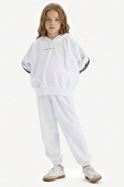 2'li Takım Kapüşonlu Baskılı Sweatshirt Beli Paçası Lastikli Eşofman Altı Kız Çocuk