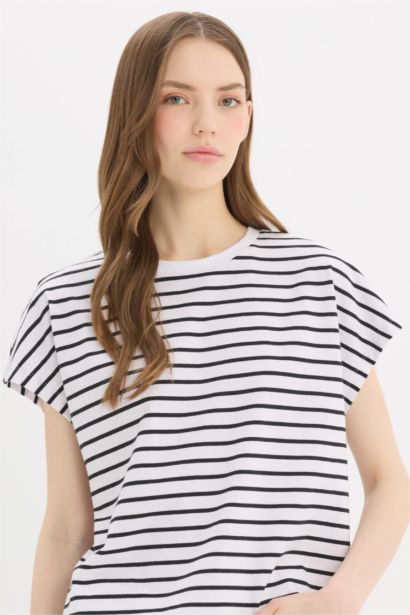 Regular Fit Crew Neck Short Sleeve T-Shirt