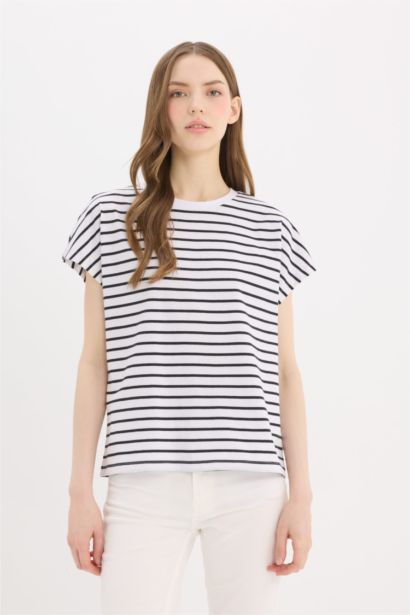 Regular Fit Crew Neck Short Sleeve T-Shirt