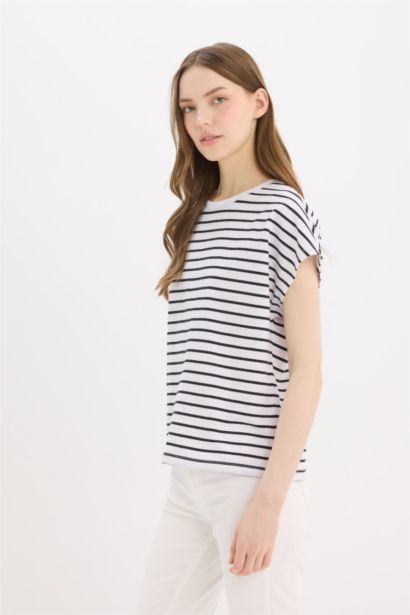 Regular Fit Crew Neck Short Sleeve T-Shirt