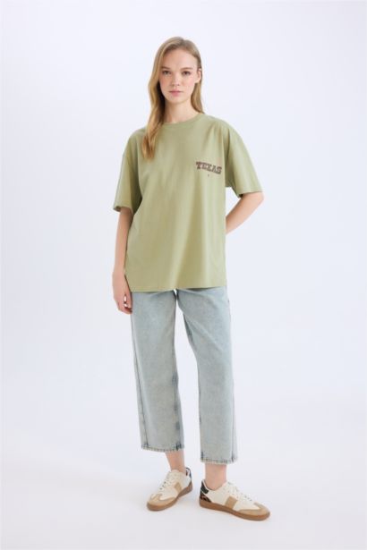 تيشيرت اوفر سايز برقبة مستديرة مطبوع من الظهر