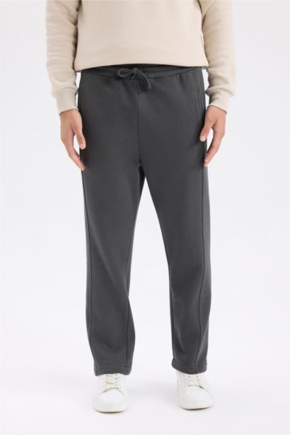 Regular Fit Elastic Waist Basic Straight Leg Sweatpants