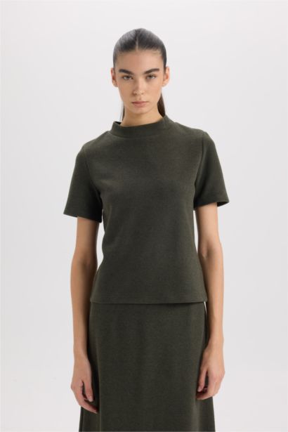 Slim Fit Half Turtleneck Basic Short Sleeve T-Shirt