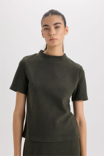 Slim Fit Half Turtleneck Basic Short Sleeve T-Shirt