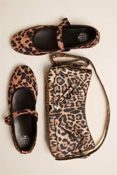 جنطة كتف تايجر نسائي جلد صناعي