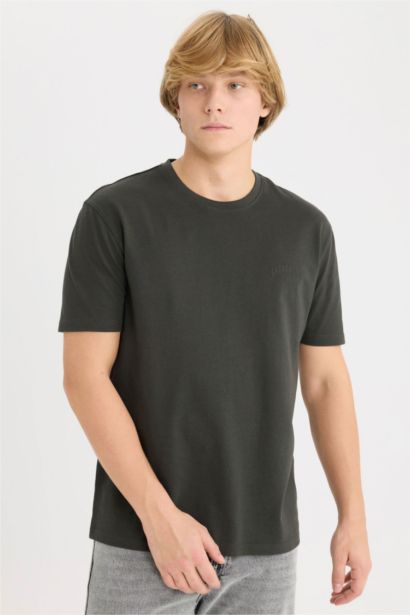 дөңгелек жаға минималл Қысқа жеңді футболка