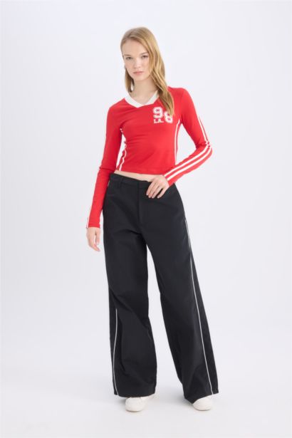 T-shirt slim à manches longues à imprimé au dos