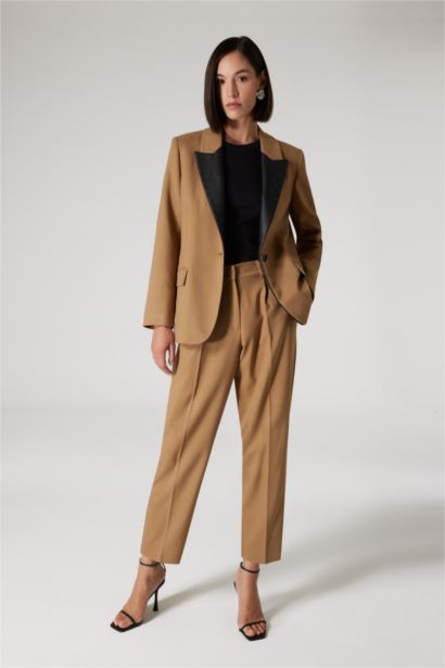 بليزر اوفر سايز جلد صناعي من Sorbe x DeFacto