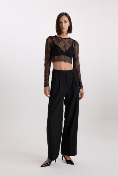 Crew Neck Lace Long Sleeve Blouse