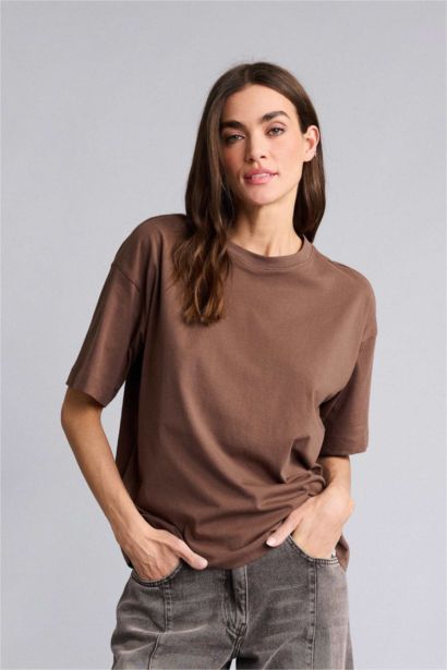 Oversıze Bisiklet Yaka Basıc Düz Penye Kısa Kollu Tişört