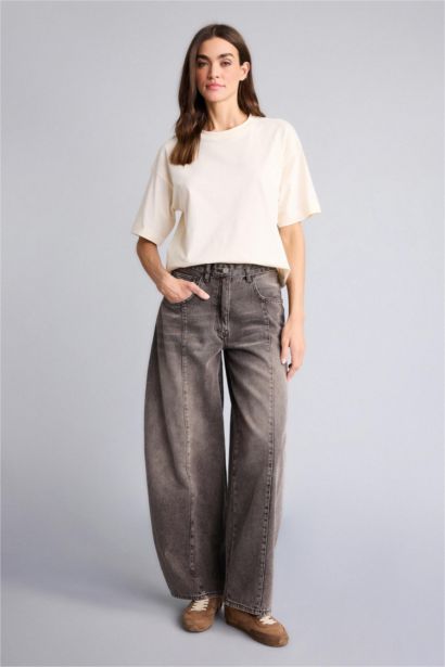 Woman Short Sleeve T-Shirt