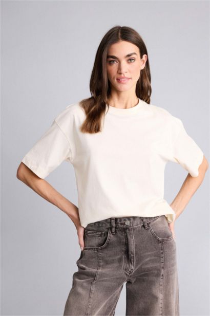 Woman Short Sleeve T-Shirt